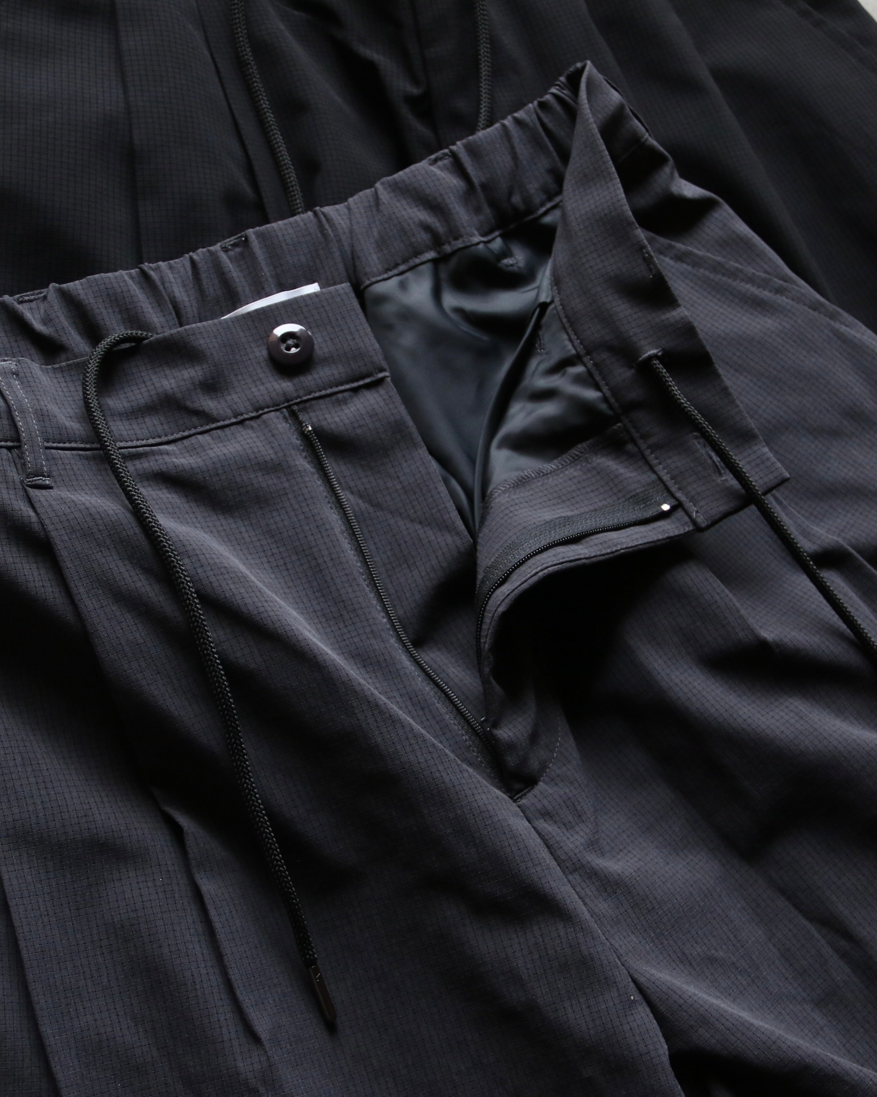 Zip vest ＆2tuck wide pants SET ロゴ刺繍 上下セット 2色展開 チャコール/ブラック