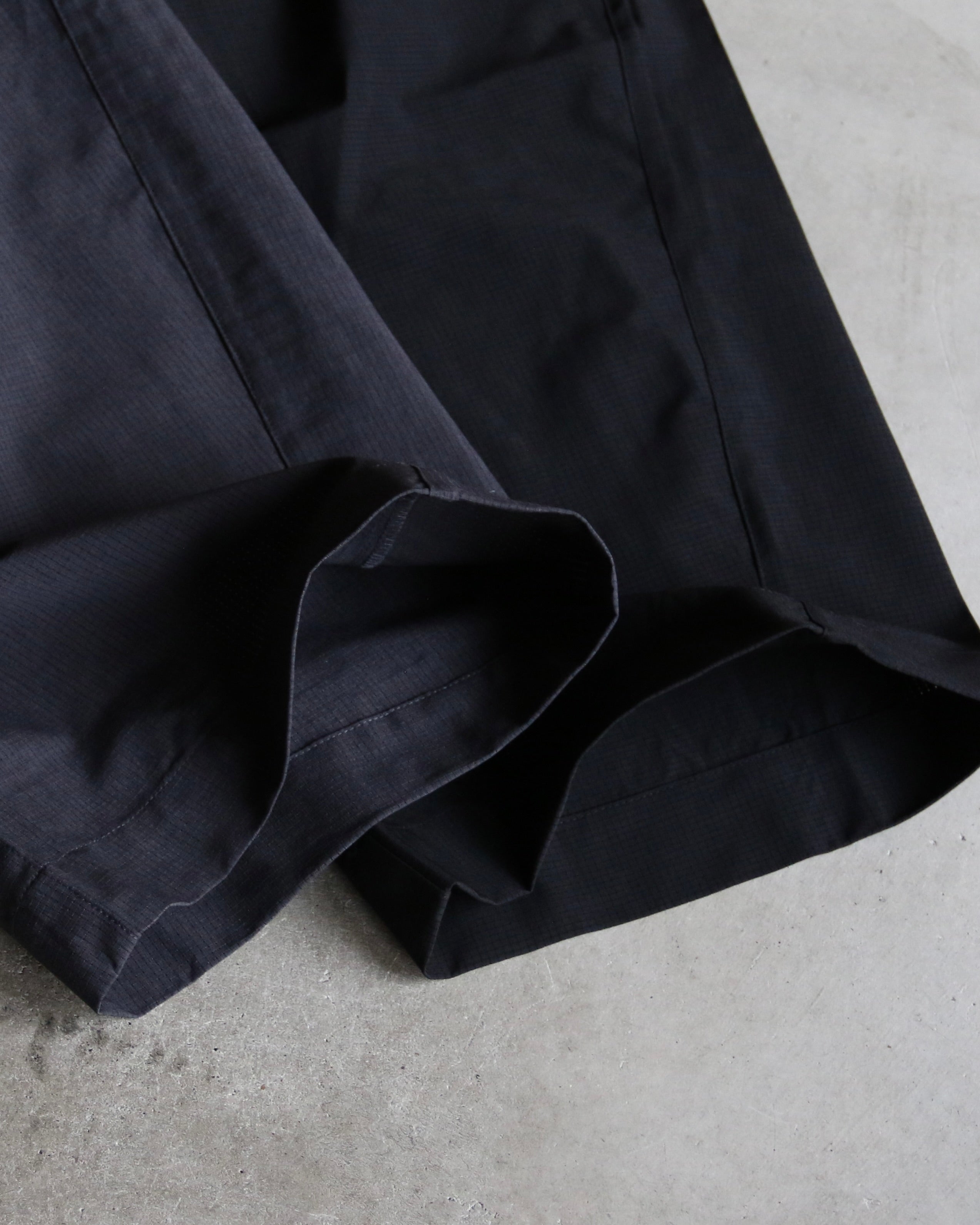 Zip vest ＆2tuck wide pants SET ロゴ刺繍 上下セット 2色展開 チャコール/ブラック