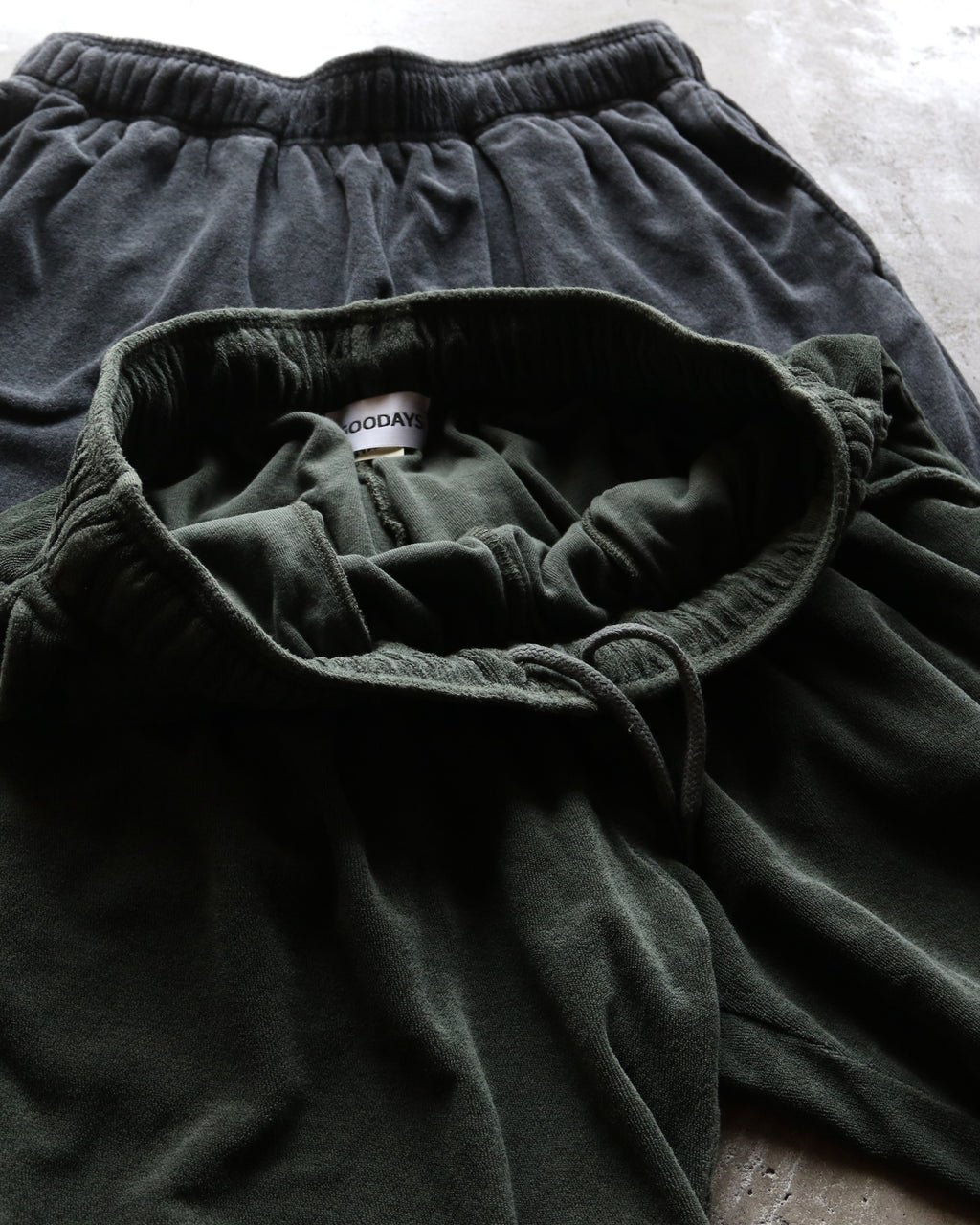 GOODAYS × SCREEN STARS パイル ピグメント ショーツ Pile pigment shorts ブラック/ダークグリーン 2色展開 2026春夏新作
