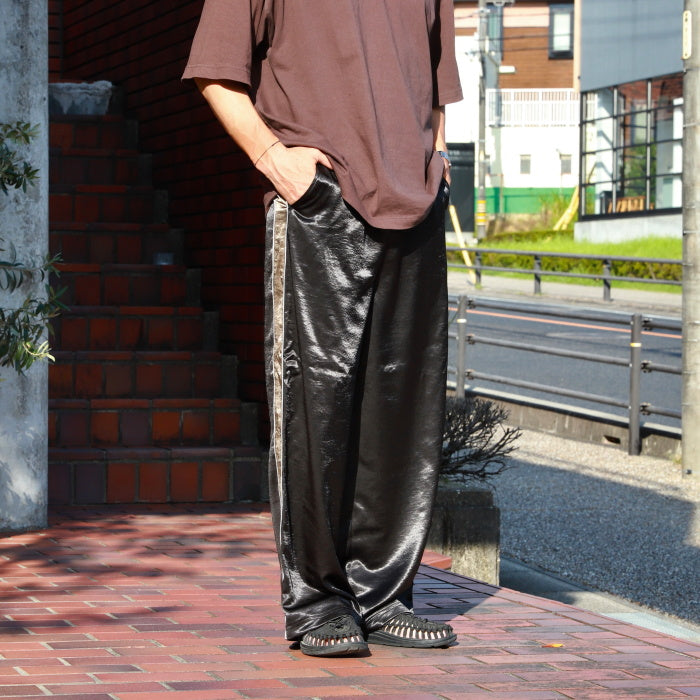 CHARGER パンツ チャージャー ユニセックス オリジナル サテン サイドライン パンツ Satin Side Line Pants ブラック Black 2026秋冬新作【cr26awpt01】