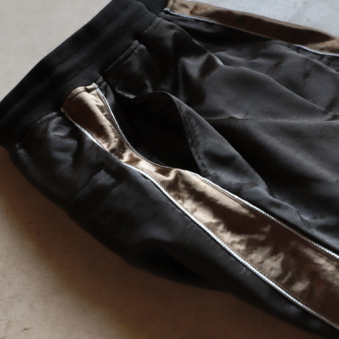 CHARGER パンツ チャージャー ユニセックス オリジナル サテン サイドライン パンツ Satin Side Line Pants ブラック Black 2026秋冬新作【cr26awpt01】