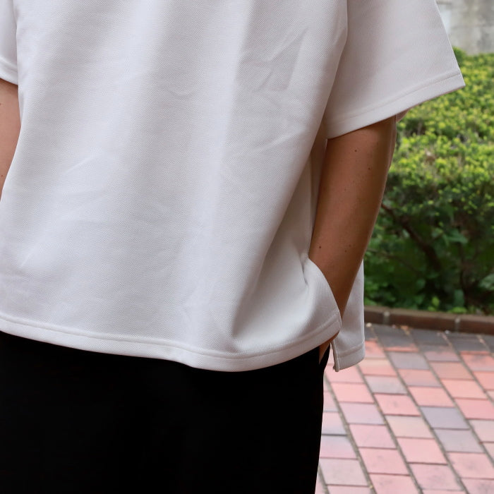 【着痩せシリーズ】CHARGER トップス ユニセックス 無地 チャージャー オリジナル サイド スリット Tシャツ ホワイト/グレージュ 2色展開