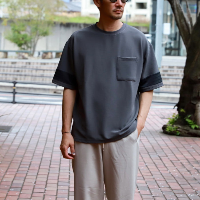 【着痩せシリーズ】CHARGER トップス ユニセックス 無地 チャージャー パネル 切り替え Tシャツ ホワイト/グレー White/Gray 2色展開