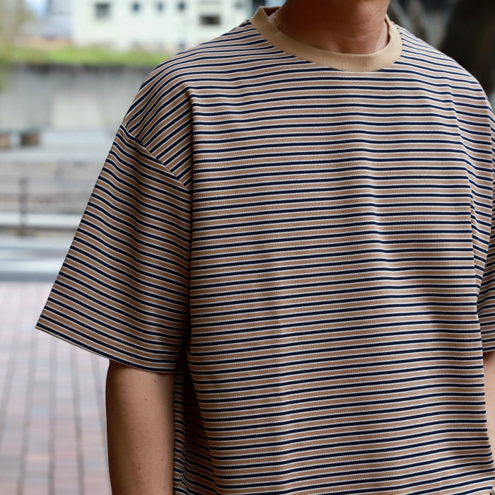 【着痩せシリーズ】CHARGER トップス ユニセックス チャージャー オリジナル ボーダー スピンドル Tシャツ カーキ/ベージュ 2色展開