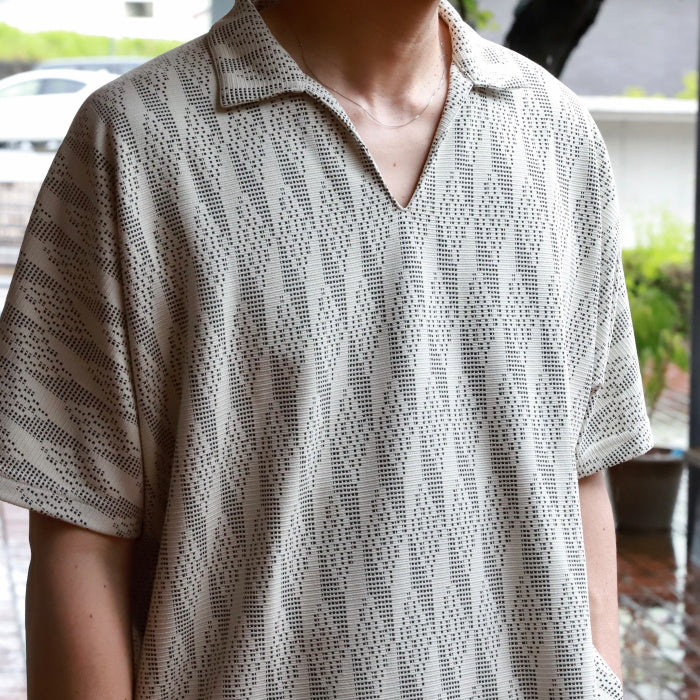 CHARGER トップス ユニセックス チャージャー オリジナル 総柄 スキッパー ポロ Skipper Polo アイボリー/グレー Ivory/Gray 2色展開 2026春夏新作