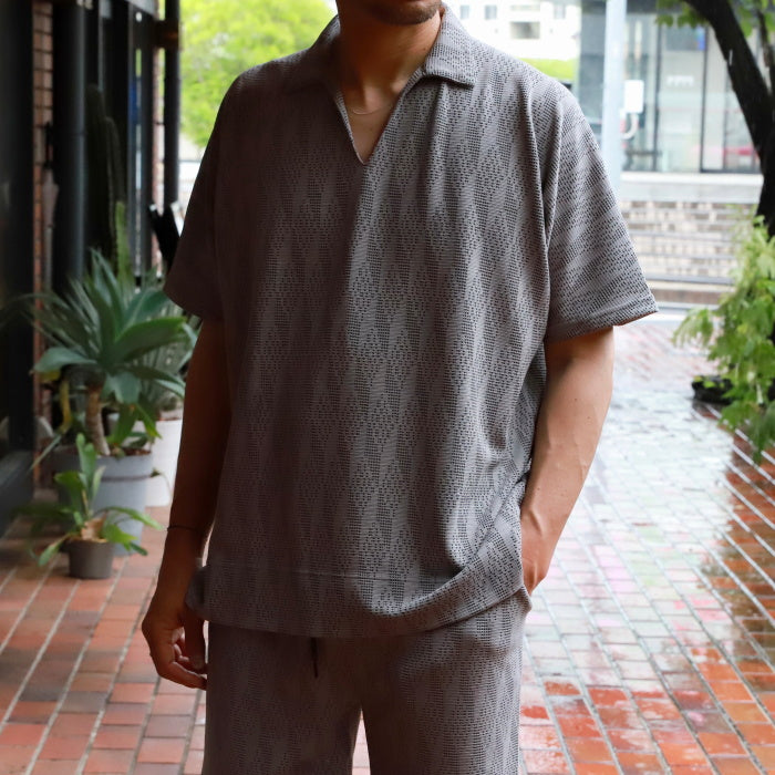 CHARGER トップス ユニセックス チャージャー オリジナル 総柄 スキッパー ポロ Skipper Polo アイボリー/グレー Ivory/Gray 2色展開 2026春夏新作