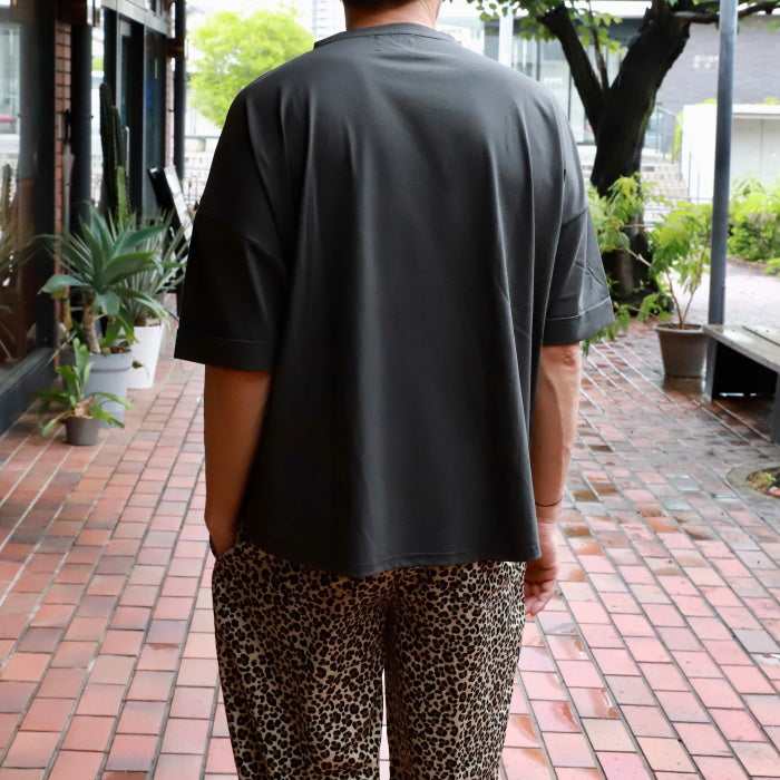 CHARGER トップス ユニセックス 無地 チャージャー オリジナル 胸ポケット ジップ Tシャツ Pocket Zip Tee ホワイト/チャコール White/Charcoal 2026春夏新作