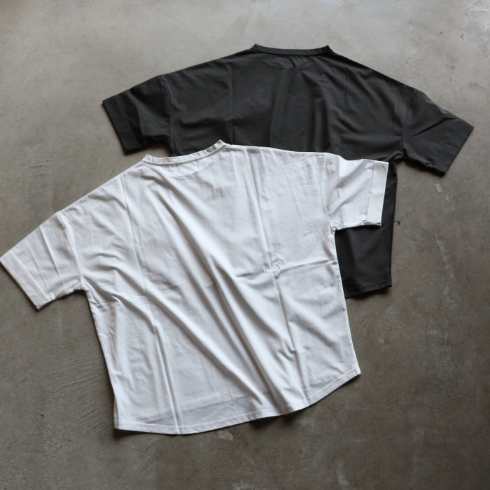 CHARGER トップス ユニセックス 無地 チャージャー オリジナル 胸ポケット ジップ Tシャツ Pocket Zip Tee ホワイト/チャコール White/Charcoal 2026春夏新作