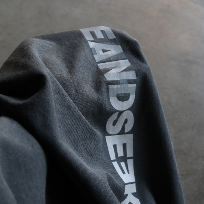 HIDEANDSEEK / Eロゴ 長袖 Tシャツ(26AW) / HT-080726