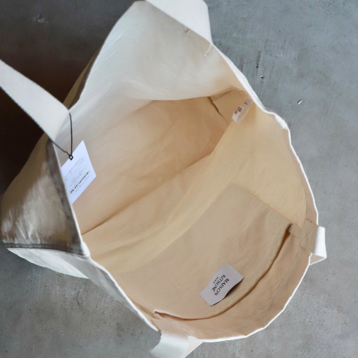 メゾンキツネ バッグ トート MAISON KITSUNE ウィークエンド フォックス トートバッグ WEEKEND FOX TOTE エクリュ 2026秋冬新作【mrubt04ww9042】