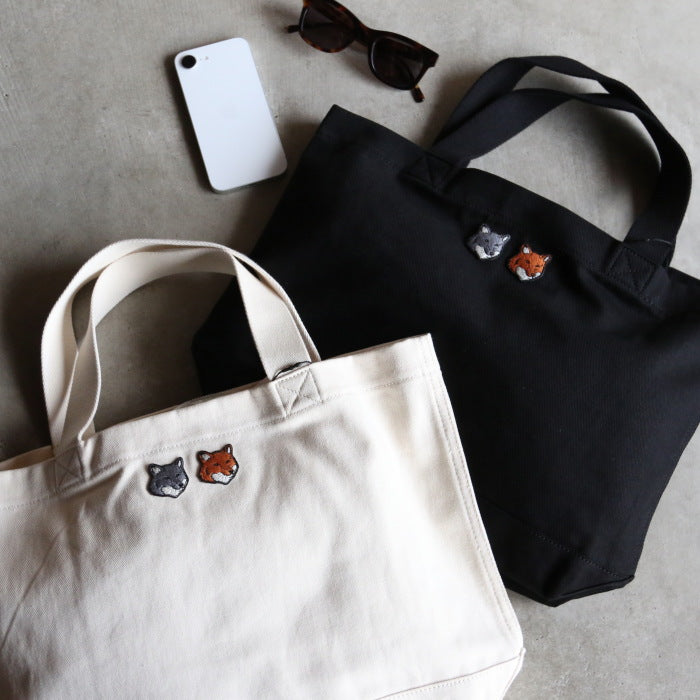 メゾンキツネ バッグ トート MAISON KITSUNE ダブル フォックスヘッド トート DOUBLE FOX HEAD PATCH TOTE BAG アントラシート/エクリュ 2026秋冬新作【mrubt23ww0096】