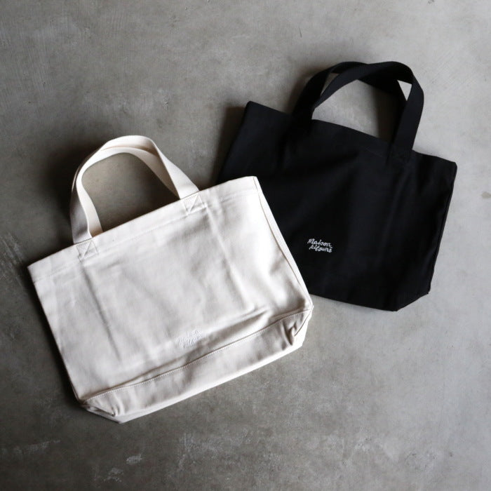 メゾンキツネ バッグ トート MAISON KITSUNE ダブル フォックスヘッド トート DOUBLE FOX HEAD PATCH TOTE BAG アントラシート/エクリュ 2026秋冬新作【mrubt23ww0096】